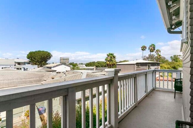 Building Photo - 1903 30th St