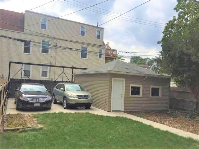 Building Photo - 3637 W Belmont Unit #2