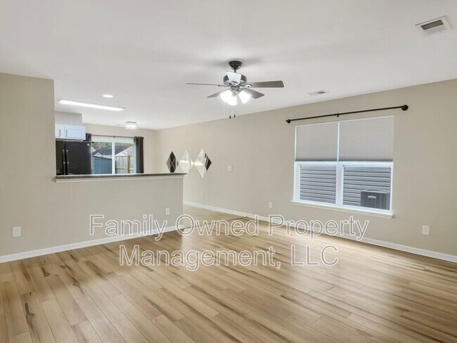 Building Photo - 351 Salkahatchie St