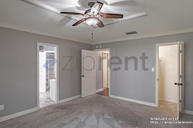 Building Photo - 10926 Mosswood Dr