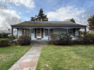 Building Photo - 38 Highland St