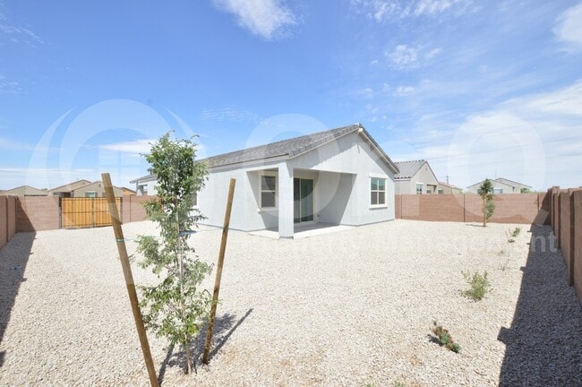 Building Photo - 2679 E Tolosa Dr