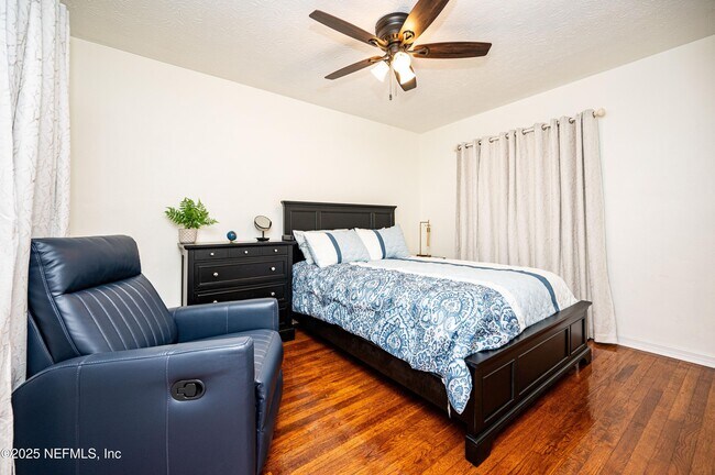 Building Photo - 2339 Broward Rd