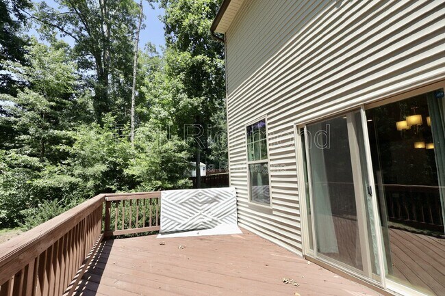 Building Photo - 14106 Shallow Creek Ln