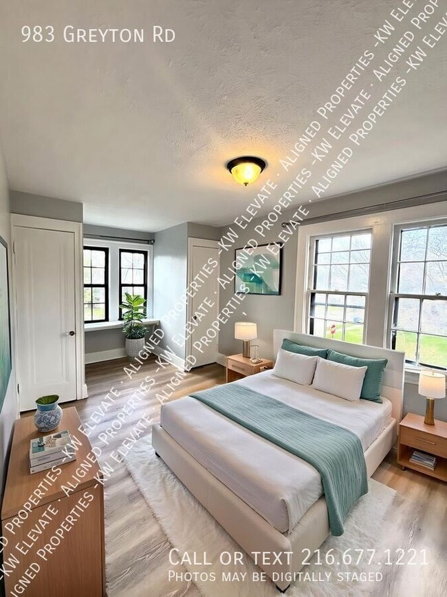 Building Photo - 983 Greyton Rd