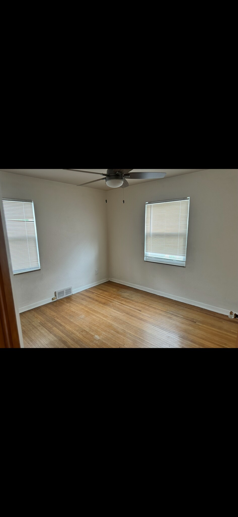 Building Photo - 2734 Gunckel Blvd