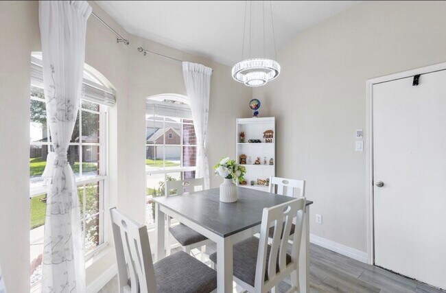 Building Photo - 17815 Egret Lake Way