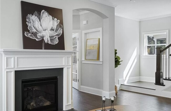 Building Photo - 973 Rittenhouse Way SE