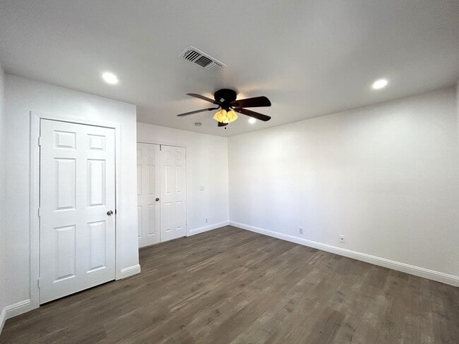 Building Photo - COMING SOON! GORGEOUS 3 Bedroom 2 Bathroom Cathedral City POOL HOME WITH SOLAR!