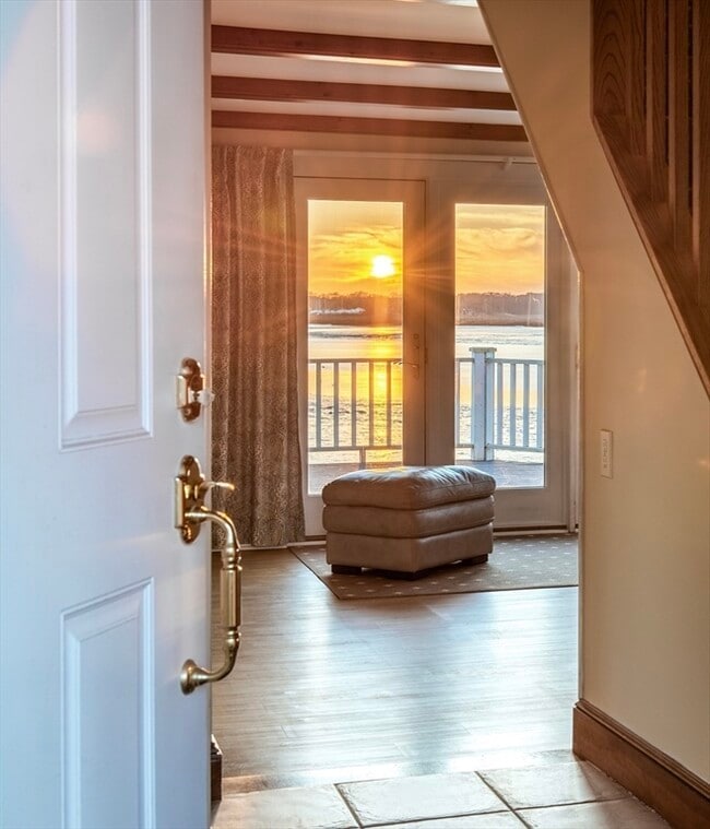 Building Photo - 33 Eagle Hill Rd