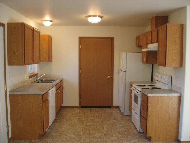 Building Photo - 1487 NW Elwha St