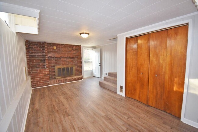 Building Photo - 3BR+bonus room home in North Murfreesboro, one level, Siegel Middle & High!