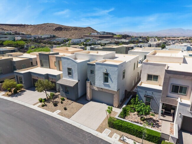 Building Photo - 813 Horizon Canyon Dr