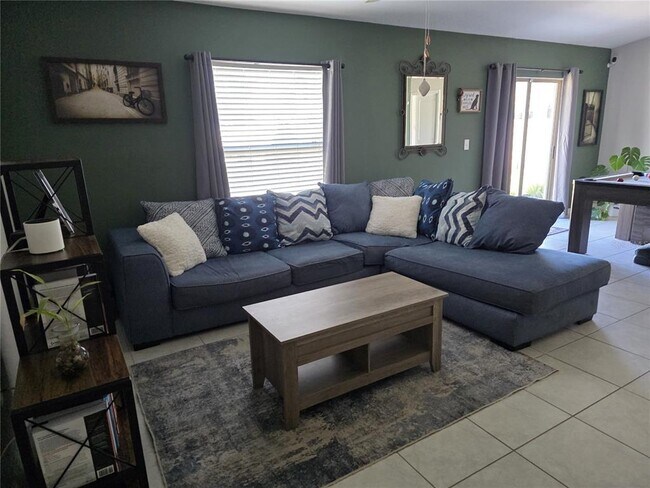 Building Photo - 6765 Emerald Spring Loop