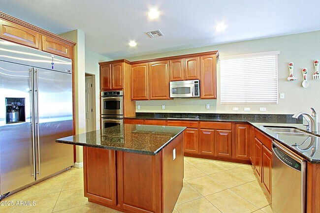 Building Photo - 18560 E Strawberry Dr