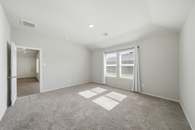Building Photo - 5222 Greenwood Smt Trl