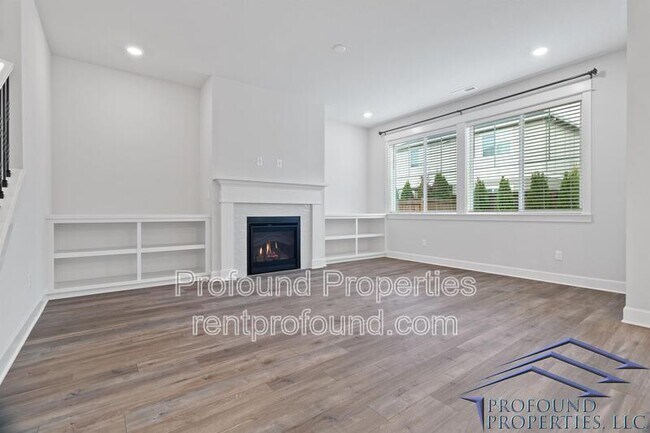 Building Photo - 17323 SW Kite Ln