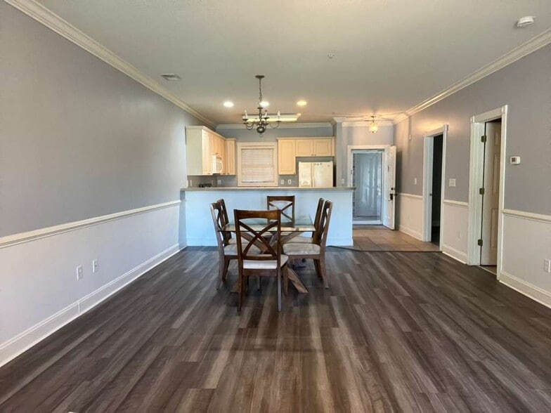 Building Photo - 4847 Luster Leaf Cir