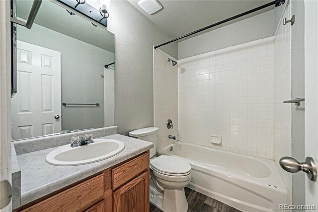 Building Photo - 2588 Weyburn Way