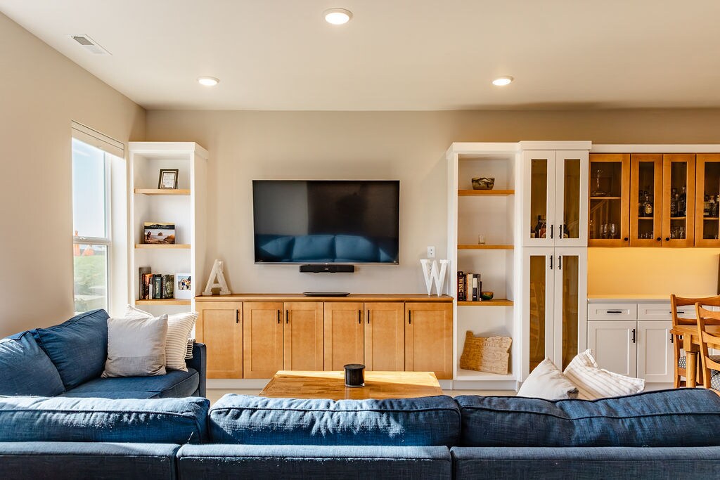 Building Photo - 18245 SW Aspen Butte Ln