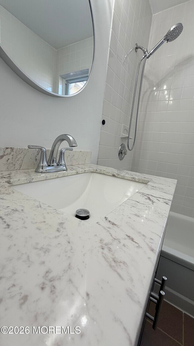 Building Photo - 4 Windsor Terrace