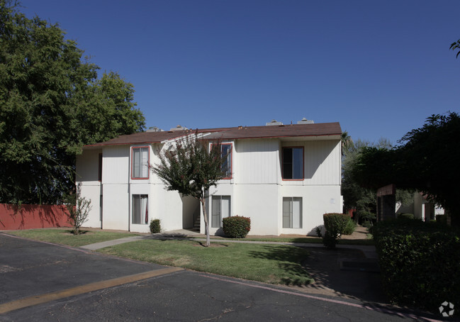 Building Photo - Willow Lake Apartments