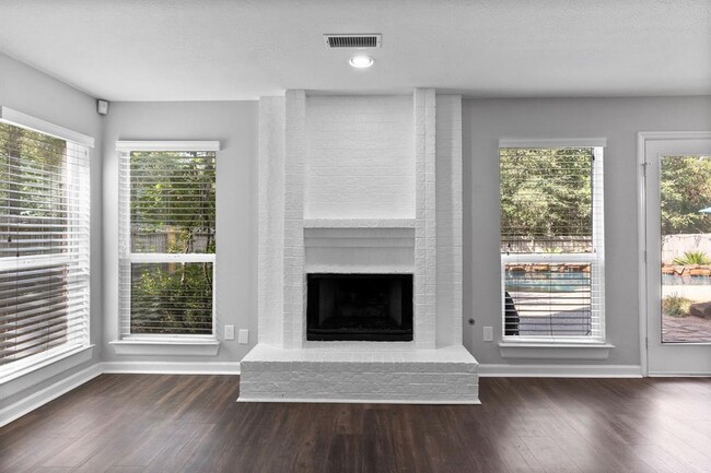 Building Photo - 231 E Golden Arrow Cir