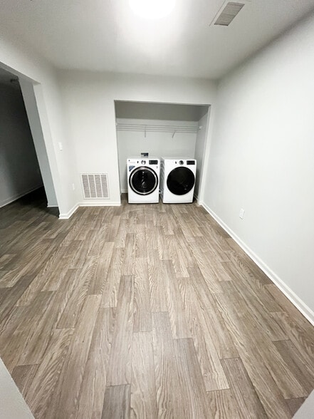 Building Photo - Ridge View Apartments