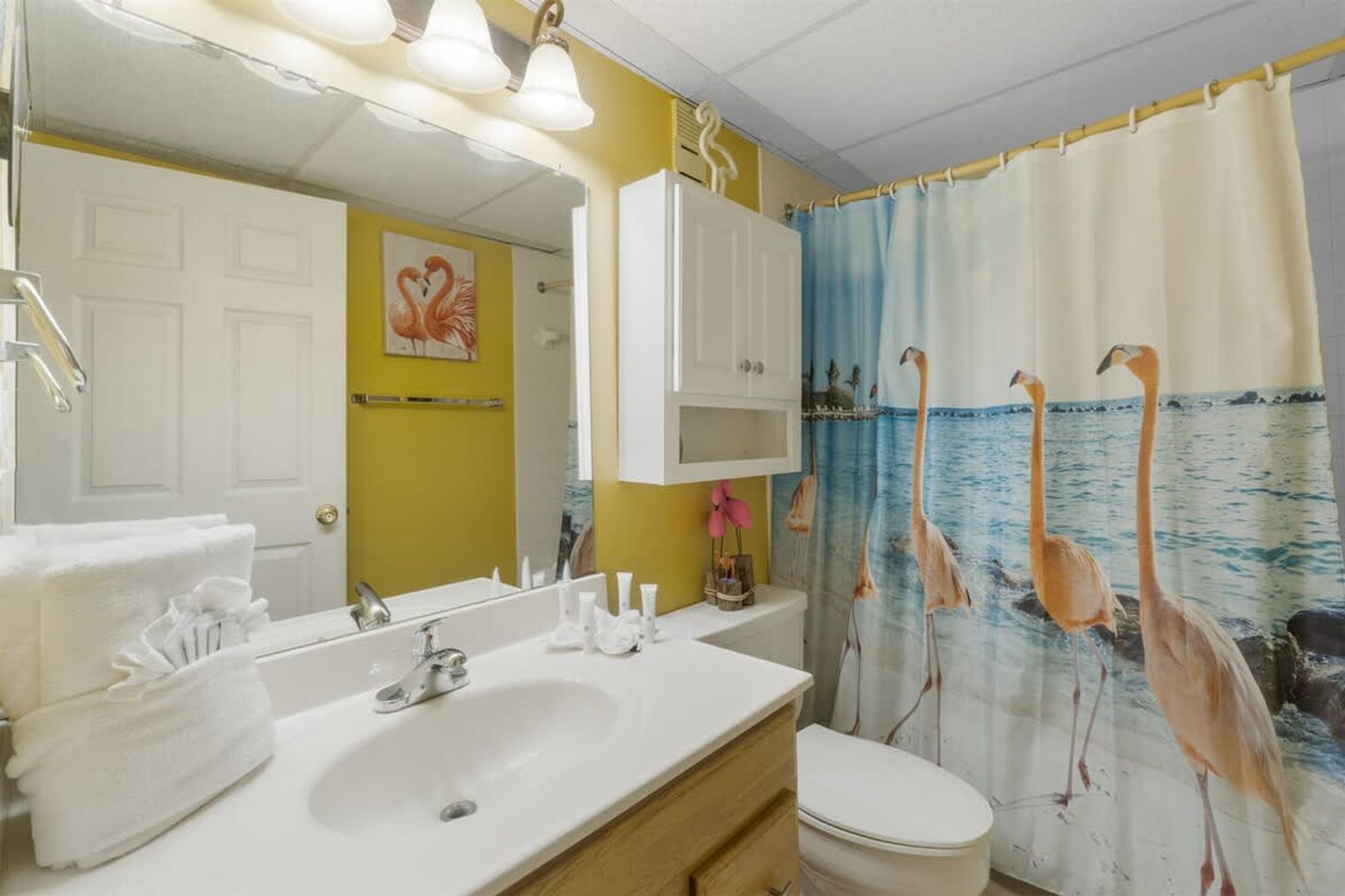 Building Photo - 8815 Thomas Dr