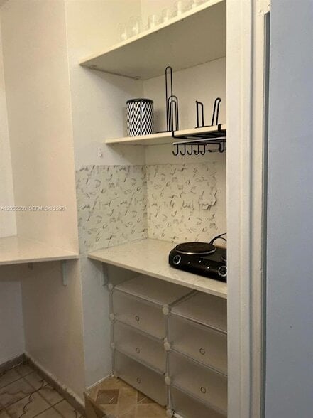 Building Photo - 714 SW 99th Ct