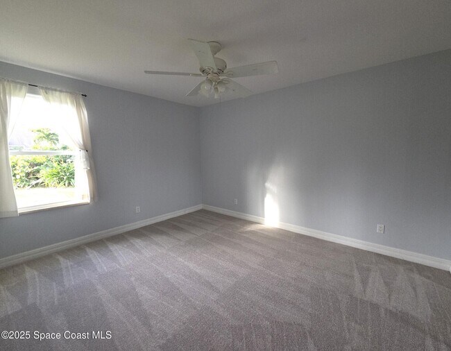 Building Photo - 190 Sea Crest Dr