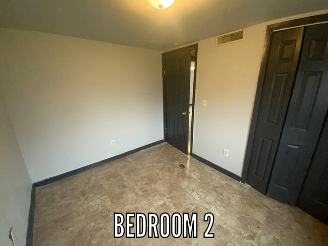 Building Photo - 1420-E Cleveland-