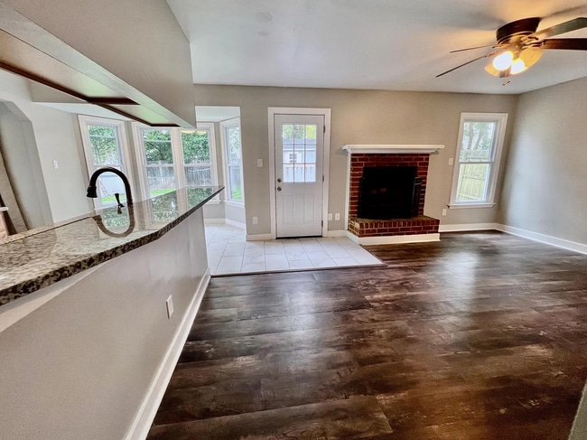Building Photo - FOR RENT SALEM LAKES AREA VIRGINIA BEACH!