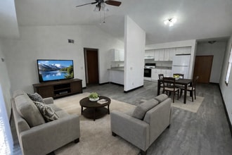 Building Photo - 2310 Valley Rd