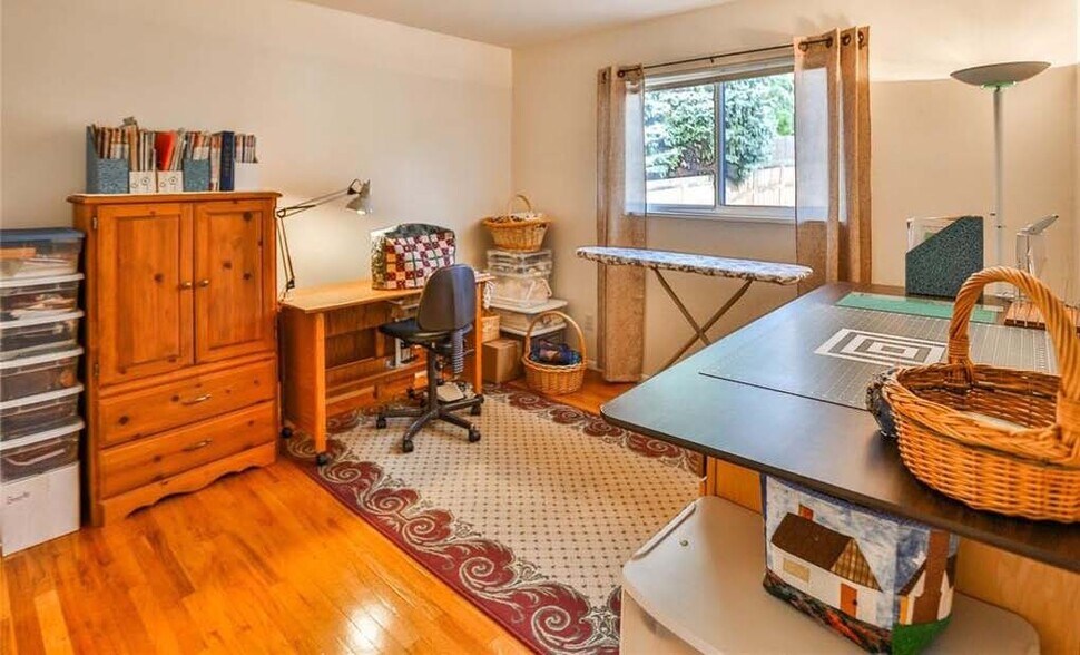 Building Photo - 1519 Lehmberg Blvd