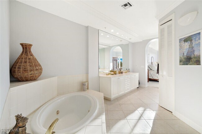 Building Photo - 4811 Island Pond Ct