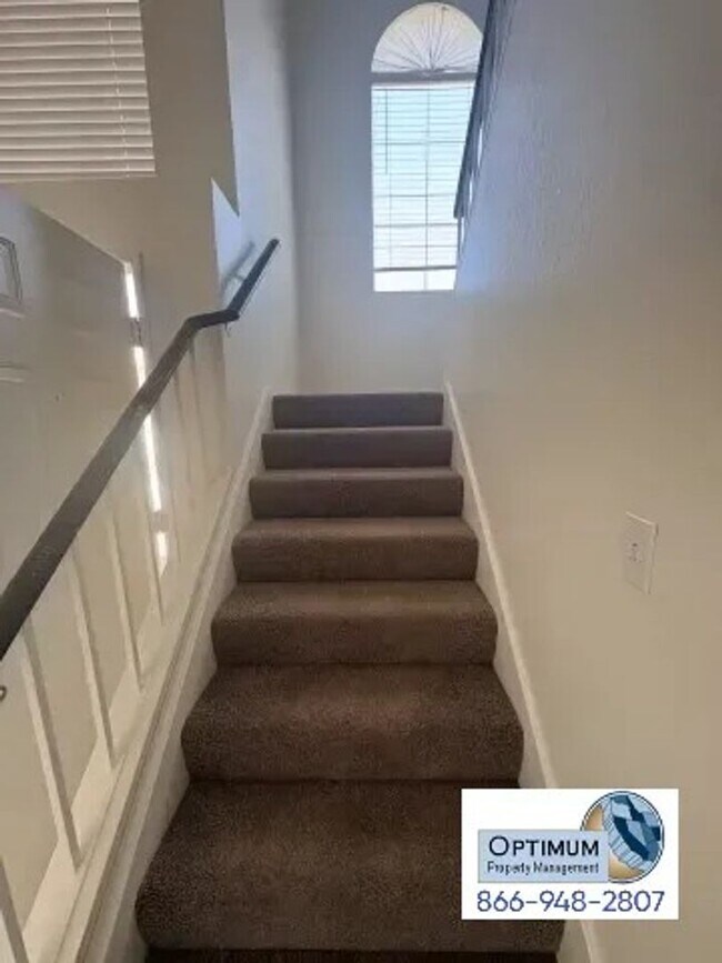 Building Photo - Charming 3-bedroom, 2-bathroom two-story home