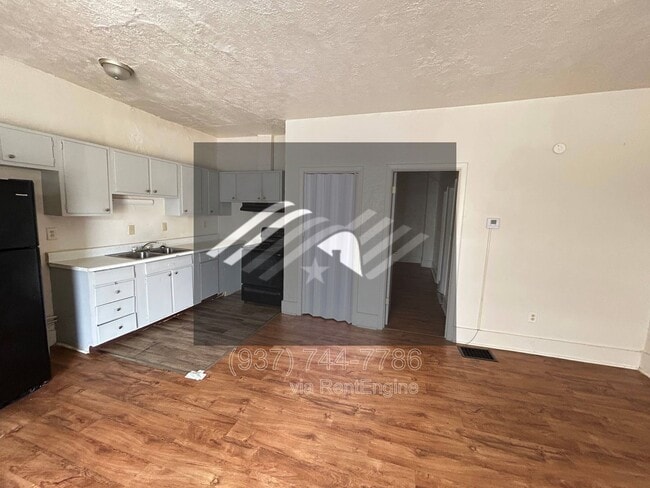 Building Photo - 4702 Bryant Ave