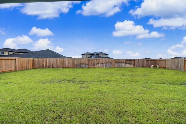 Building Photo - 31415 Joshua Knl Ln