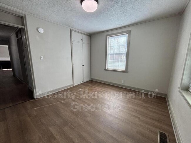 Building Photo - 504 Pickens St