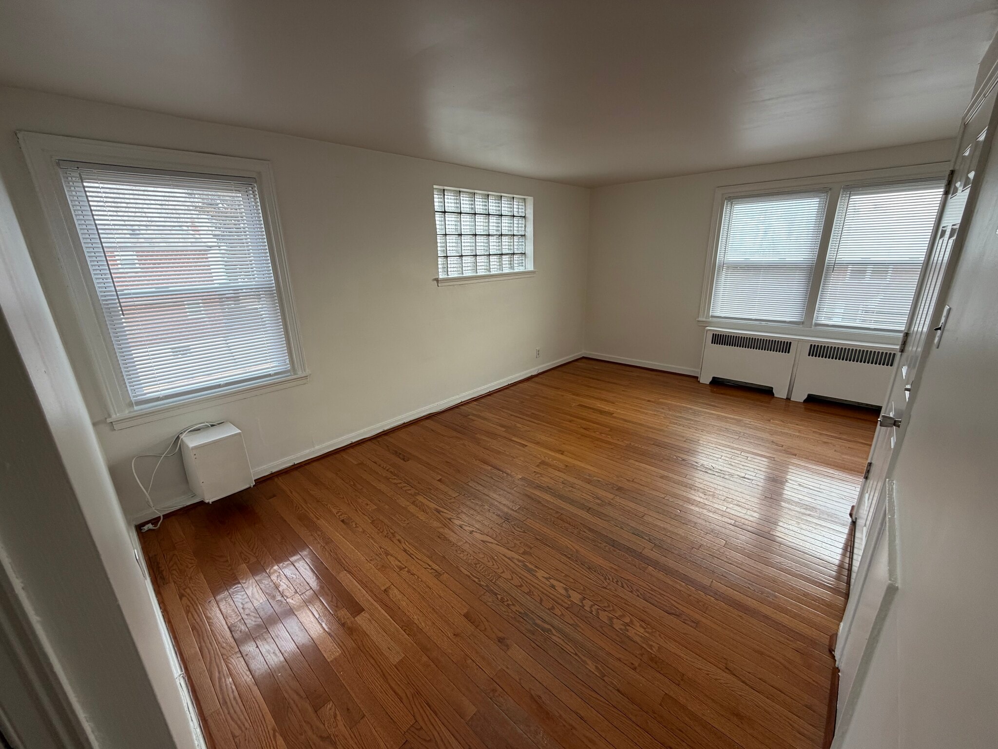 living room - 1355 Weaver St