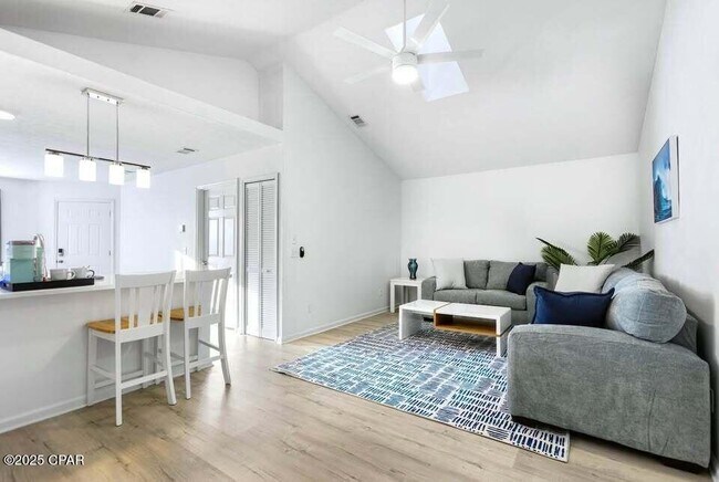 Building Photo - 2623 Lagoon Knoll Dr