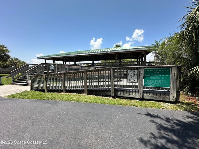 Building Photo - 616 Manatee Bay Dr