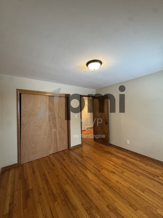 Building Photo - 312 Highfield Dr