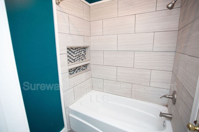 Building Photo - 40 Sumac Ct