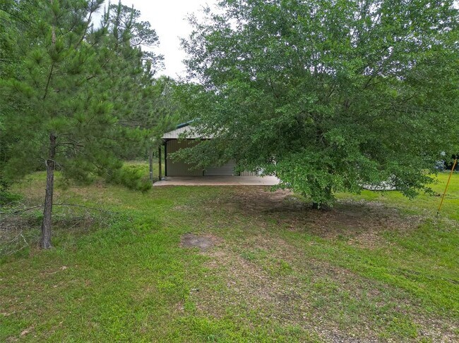 Building Photo - 8856 Greenwood Dr
