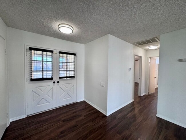 Building Photo - COMING SOON 55+ Community 2 bedroom 2 bathroom Home for Lease in Sun City