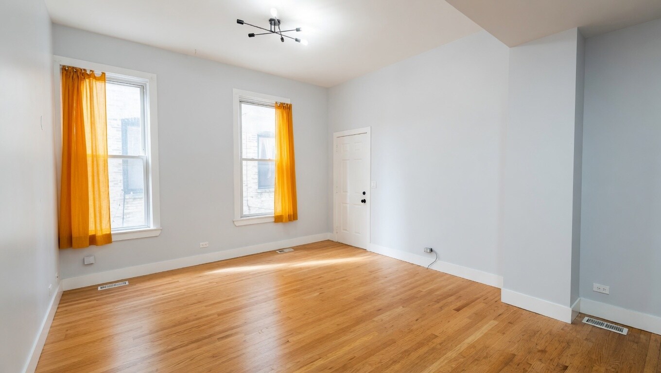 Building Photo - 932 N Richmond St