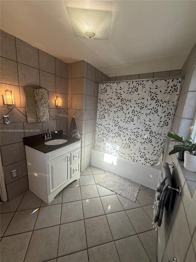 Building Photo - 6312 Alton Rd