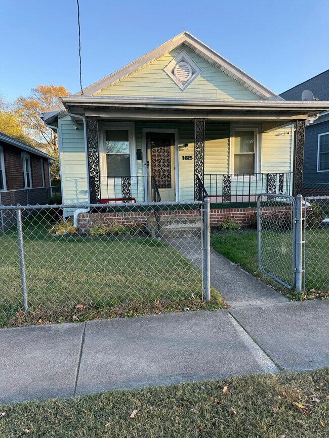 Building Photo - 1815 N 23rd St